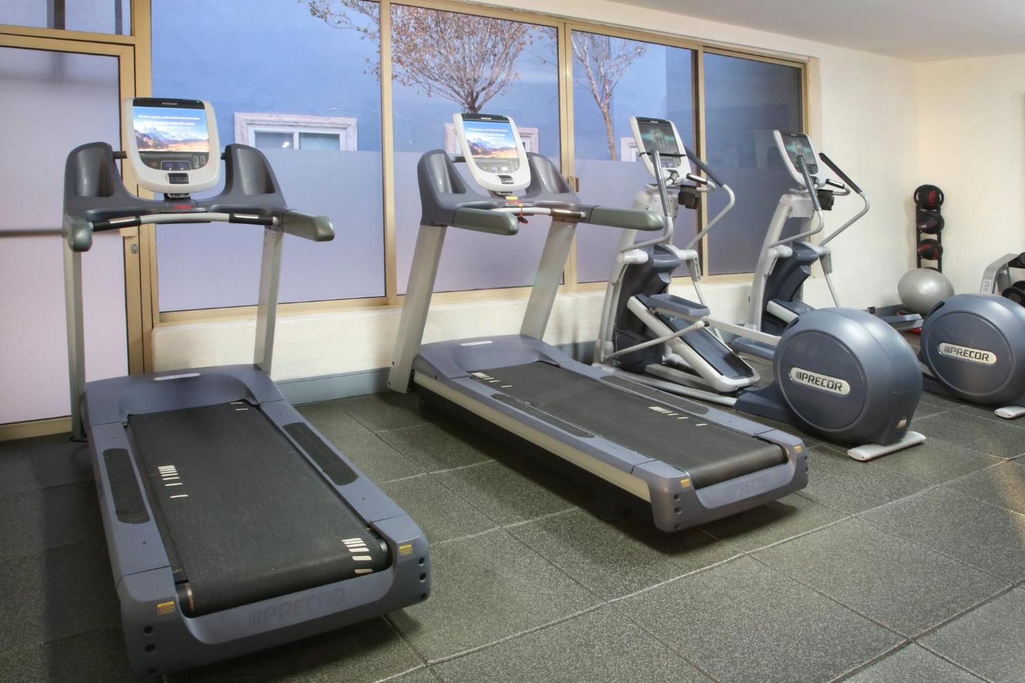 Voco Saltillo Suites By Ihg エクステリア 写真