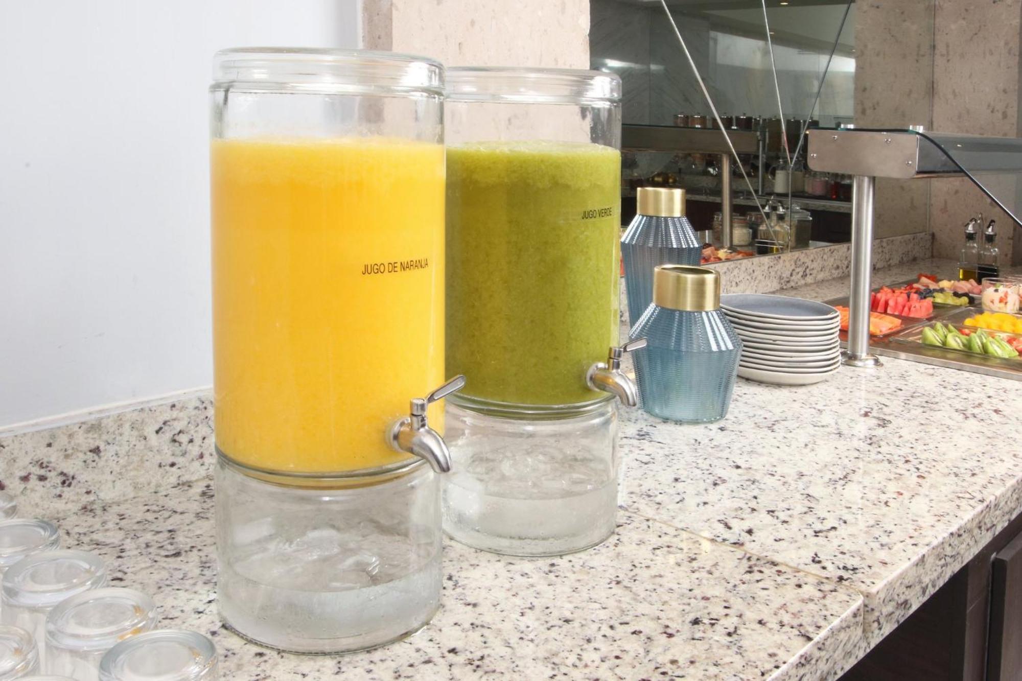 Voco Saltillo Suites By Ihg エクステリア 写真